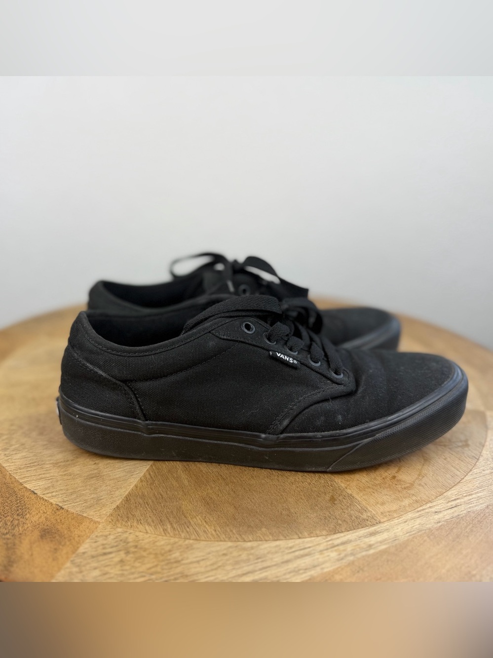 •VANS• Mens Atwood Skate Sneaker Size 9.5 Black - Picture 2 of 9
